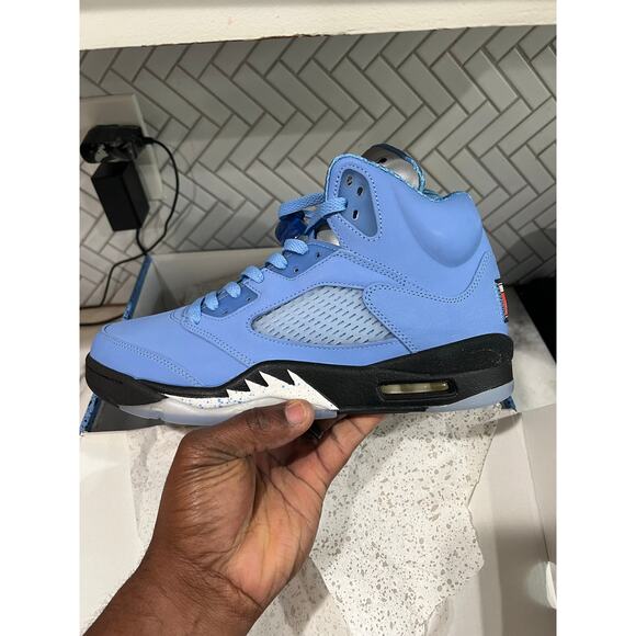 Nike Air Jordan 5 Retro UNC University Blue DV1310-401 Men’s Size 10 New w/ Box main image 9